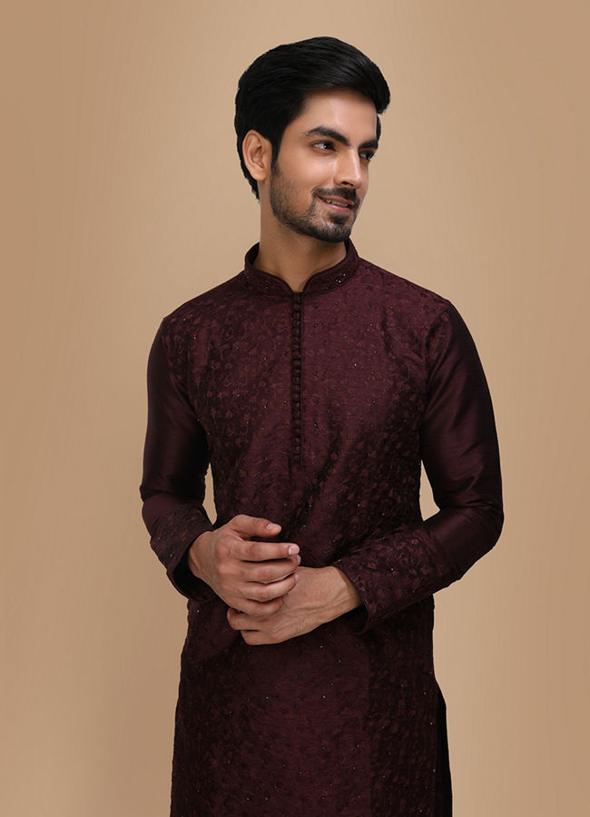 Plum Thread Embroidered Kurta Set image number 0